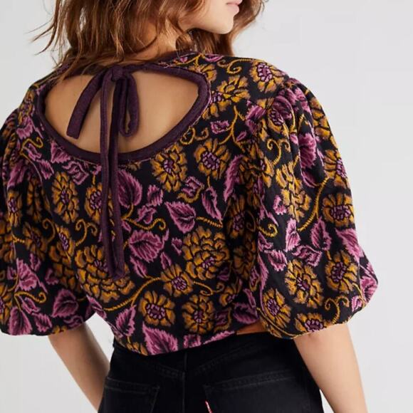 Free People No‎ Ordinary Top Jaquard Sweatshirt M Black Purple Floral Cropped - Picture 4 of 12